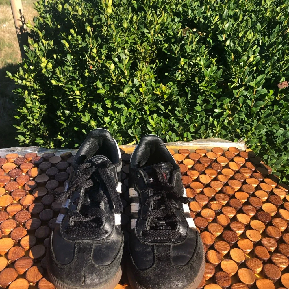 Adidas Samba Boys Black Athletic Sneakers with White Stripes Size 11K